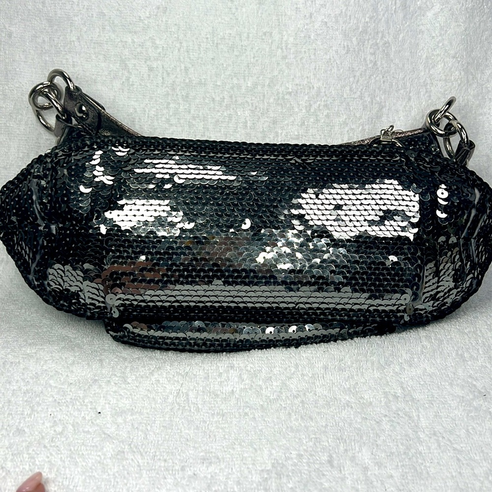 Coach Poppy Silver Sequin Women's Bag #G1069–15351 - Picture 2 of 7